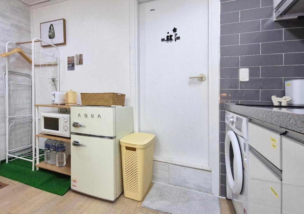 Apartment Hongdae # S101